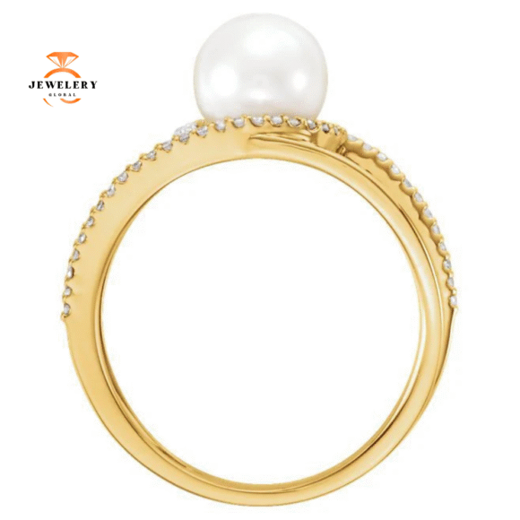 14KT GOLD FRESHWATER CULTURED PEARL & 1/8 CTW DIAMOND RING - Image 4