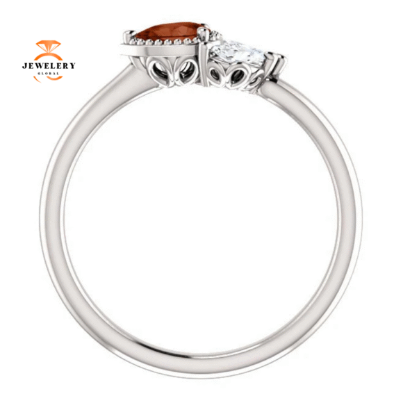 14KT GOLD 1/4 CT GARNET & 1/8 CTW DIAMOND 3 STONE RING - Image 5