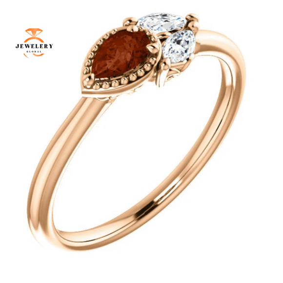 14KT GOLD 1/4 CT GARNET & 1/8 CTW DIAMOND 3 STONE RING