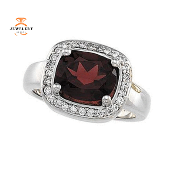 14KT GOLD 2.80 CT GARNET & .28 CTW DIAMOND HALO RING