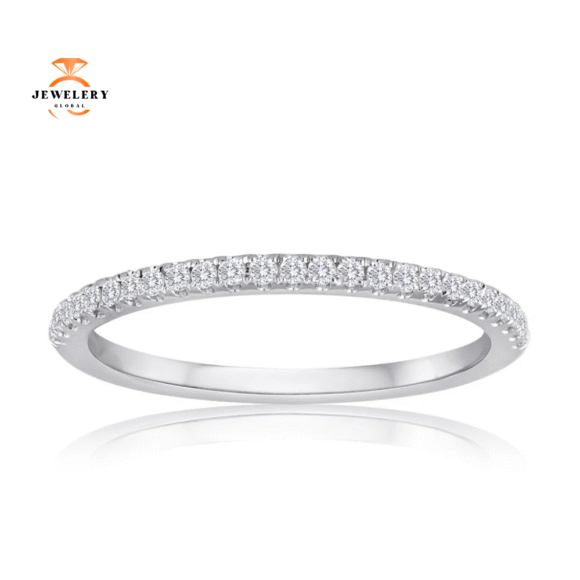 14KT Gold 1/4 CTW Round Diamond 20 Stone Band