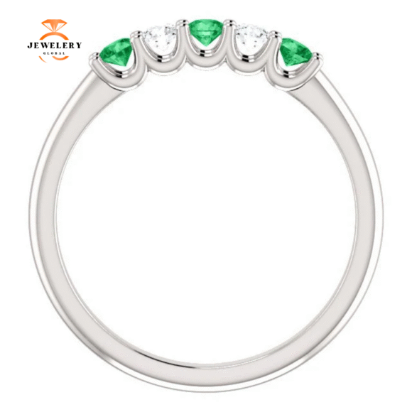 14KT GOLD 0.18 CTW EMERALD & 0.12 CTW DIAMOND 5 STONE BAND - Image 2
