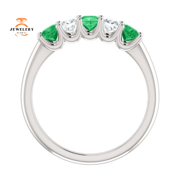 14KT GOLD 0.45 CTW EMERALD & 0.33 CTW DIAMOND SQUARE 5 STONE BAND - Image 13
