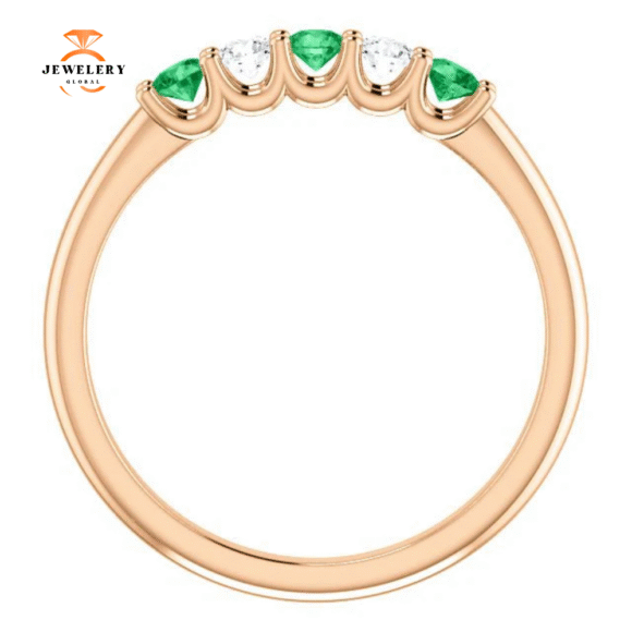 14KT GOLD 0.18 CTW EMERALD & 0.12 CTW DIAMOND 5 STONE BAND - Image 5