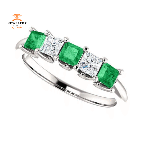 14KT GOLD 0.45 CTW EMERALD & 0.33 CTW DIAMOND SQUARE 5 STONE BAND - Image 16