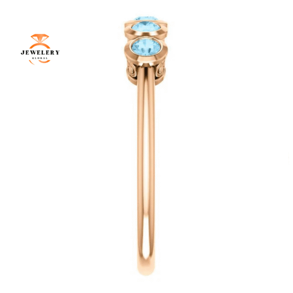 14KT GOLD 3/10 CTW ROUND AQUAMARINE 5 STONE RING - Image 12
