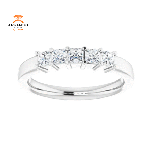 14KT Gold 1/2 CTW Princess Diamond 5 Stone Band - Image 3