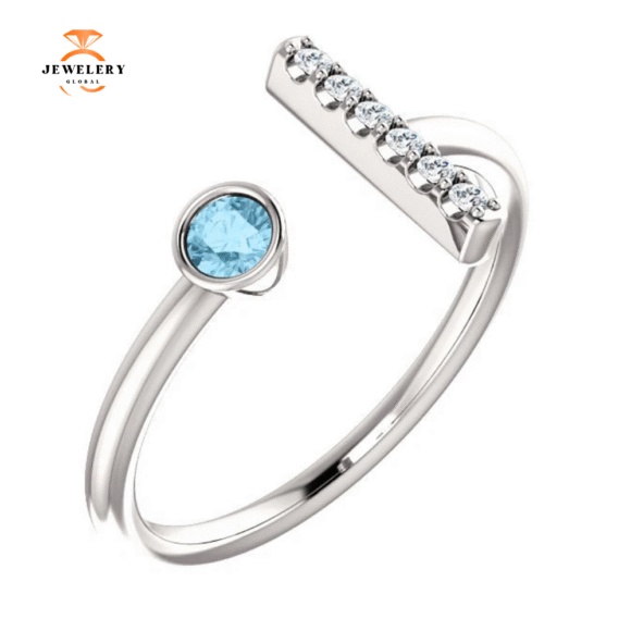 14KT GOLD 0.10 CT AQUAMARINE & .06 CTW DIAMOND BAR RING