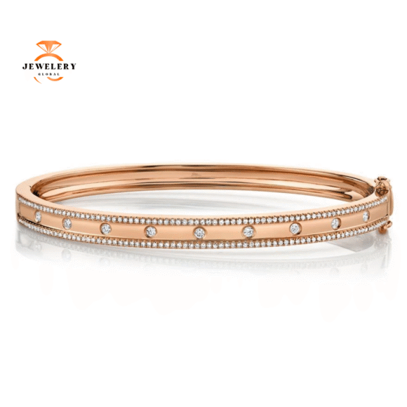 14KT GOLD 0.62 CTW DIAMOND BANGLE BRACELET