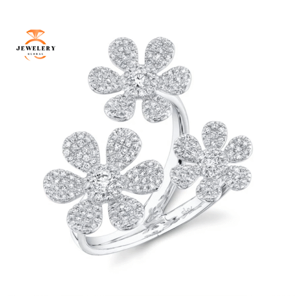 14KT GOLD 0.62 CTW PAVE DIAMOND 3 FLOWER RING - Image 7