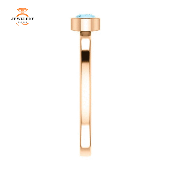 14KT GOLD 0.23 CT ROUND AQUAMARINE BEZEL-SET RING - Image 4