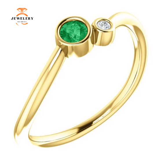 14KT GOLD 0.11 CT EMERALD & .02 CTW DIAMOND BEZEL-SET 2 STONE RING - Image 13