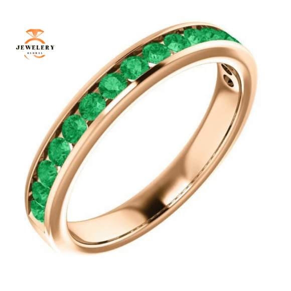 14KT GOLD 0.64 CTW EMERALD CHANNEL-SET BAND - Image 7