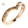 14KT GOLD VINTAGE INSPIRED "V" RING