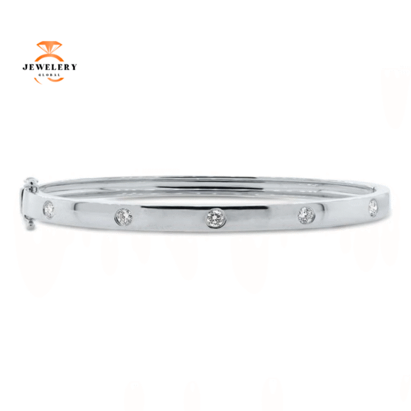 14KT GOLD 0.38 CTW DIAMOND FLUSH SET 5 STONE BANGLE BRACELET - Image 2