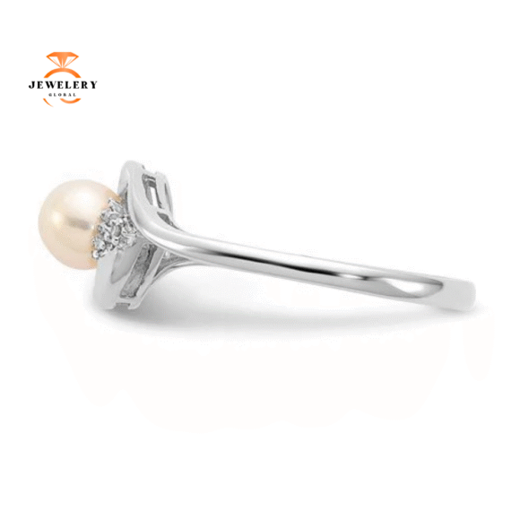 14KT GOLD DIAMOND AND PEARL RING - Image 3