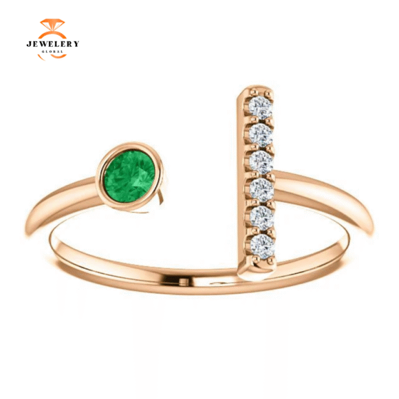 14KT GOLD .11 CT EMERALD & .05 CTW DIAMOND BEZEL BAR RING - Image 2