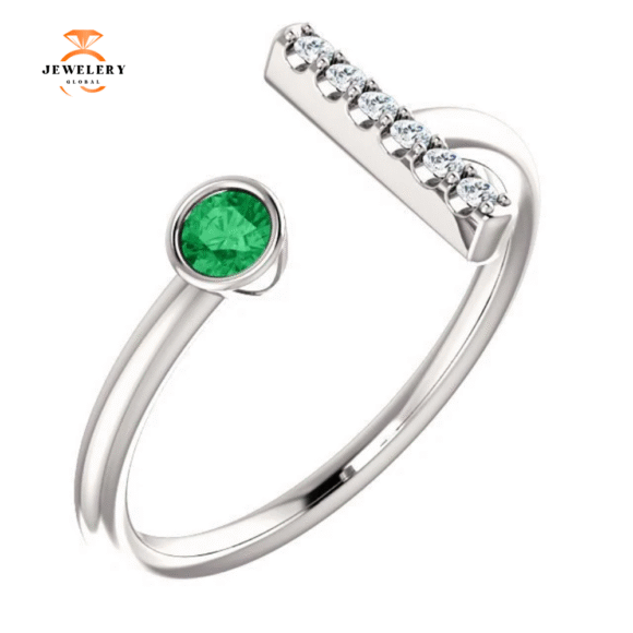 14KT GOLD .11 CT EMERALD & .05 CTW DIAMOND BEZEL BAR RING - Image 5