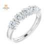 14KT Gold 1 CTW Round Diamond 5 Stone Band