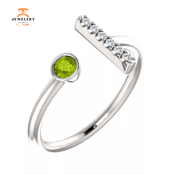 14KT GOLD .13 CT PERIDOT & .05 CTW DIAMOND BEZEL BAR RING - Image 9