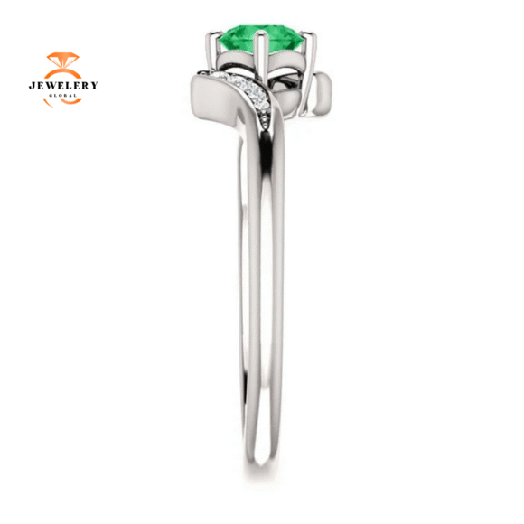 14KT GOLD ROUND EMERALD & DIAMOND RING - Image 4