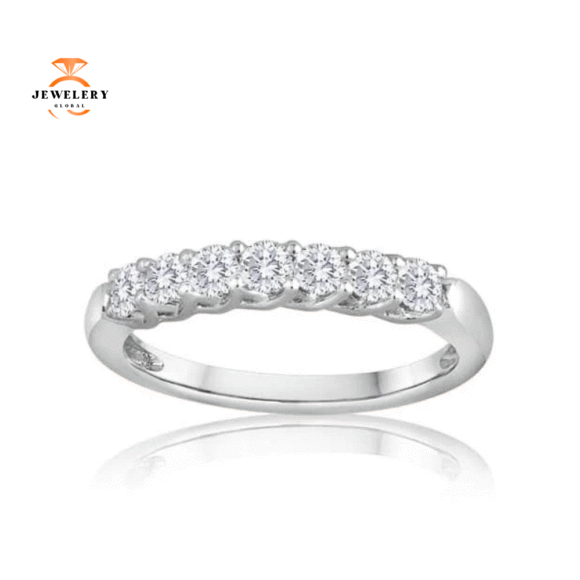 14KT Gold 1/3 CTW Round Diamond 7 Stone Band