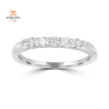 14KT WHITE GOLD 1/4 CTW DIAMOND 5 STONE BAND