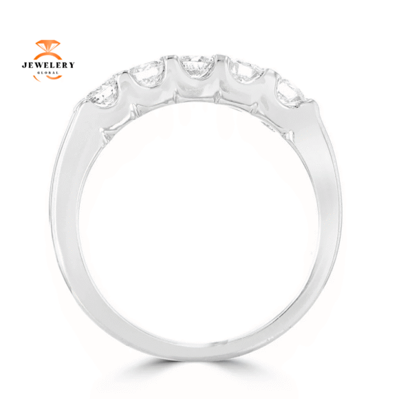 14KT WHITE GOLD 1/2 CTW DIAMOND FIVE STONE BAND - Image 3