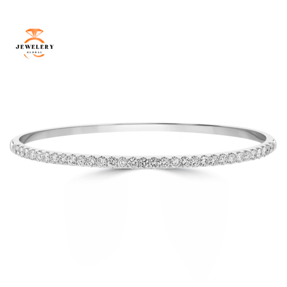 18KT WHITE GOLD 1.40 CTW DIAMOND OVAL BANGLE BRACELET