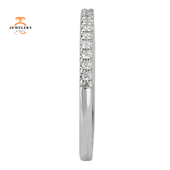 14KT WHITE GOLD 1/10 CTW 19 STONE DIAMOND WEDDING BAND - Image 3