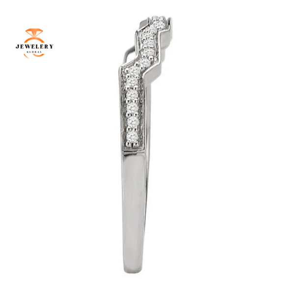 14KT WHITE GOLD 1/10 CTW DIAMOND NOTCHED MILGRAIN BAND - Image 2