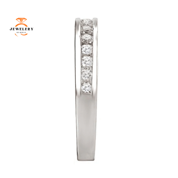 14KT WHITE GOLD 3/8 CTW ROUND DIAMOND CHANNEL SET BAND - Image 3