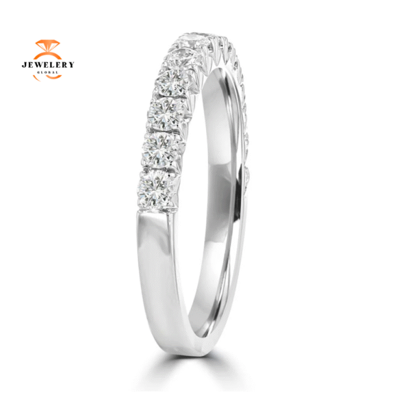 14KT WHITE GOLD 3/8 CTW ROUND DIAMOND FRENCH PAVE BAND - Image 4