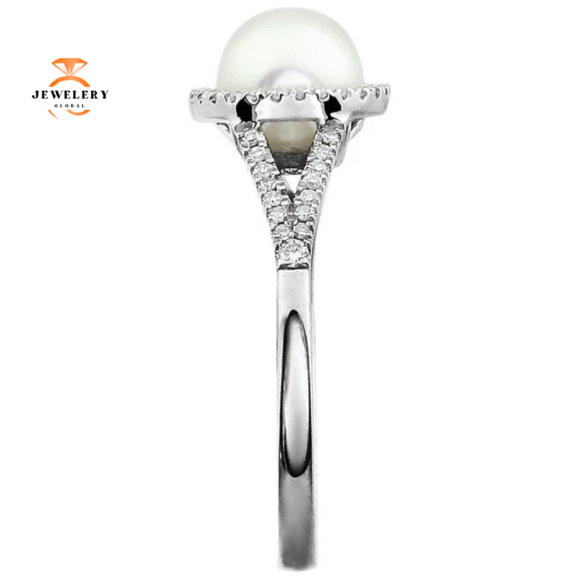 14KT WHITE GOLD PEARL & 1/6 CTW DIAMOND HALO RING - Image 3