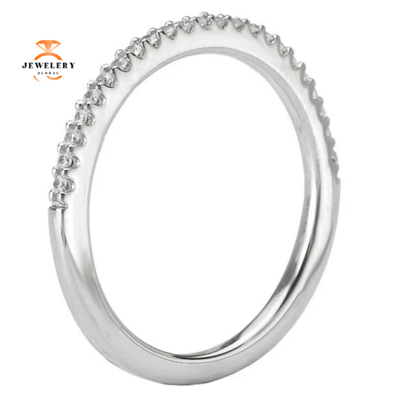 14KT WHITE GOLD 1/8 CTW 23 STONE DIAMOND WEDDING BAND - Image 3