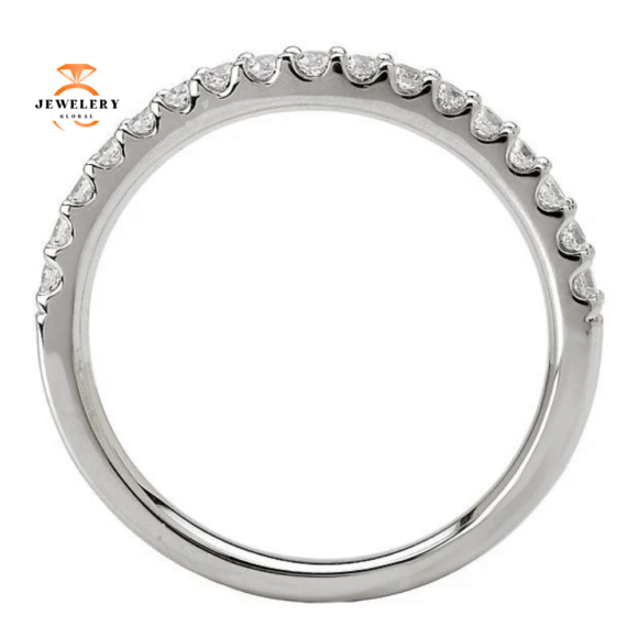 14KT WHITE GOLD 1/6 CTW DIAMOND 20 STONE BAND - Image 3