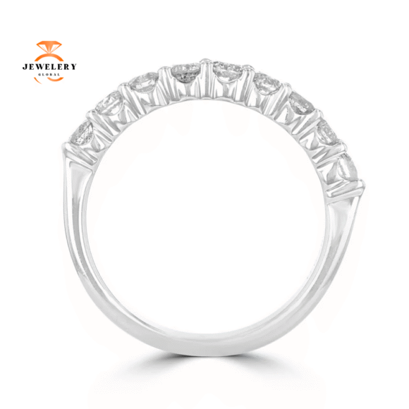 14KT WHITE GOLD 3/4 CTW PRONG SET DIAMOND BAND - Image 3