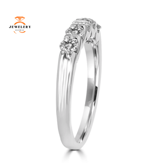14KT White Gold 1/2 CTW Round Diamond Five Stone Band - Image 2