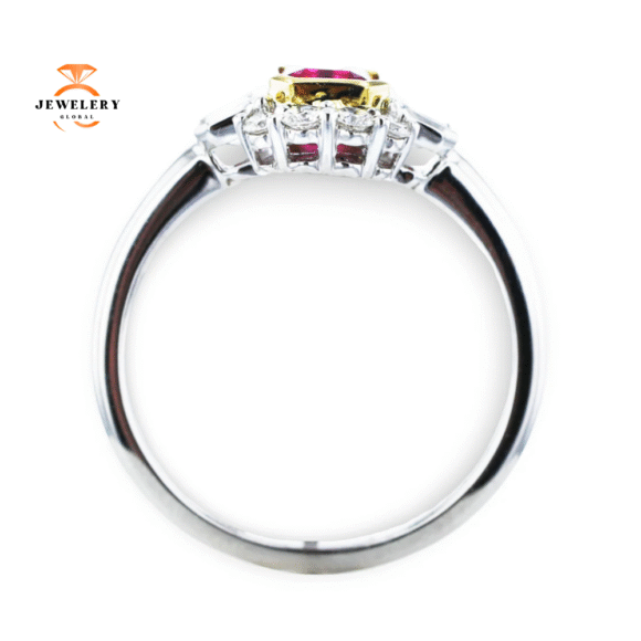 JULEVE PLATINUM & GOLD 0.44CT RED EMERALD & 0.46CTW DIAMOND 3-STONE RING - Image 3