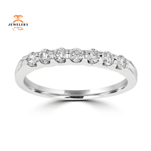 14KT White Gold 1/3 CTW Round Diamond Seven Stone Band