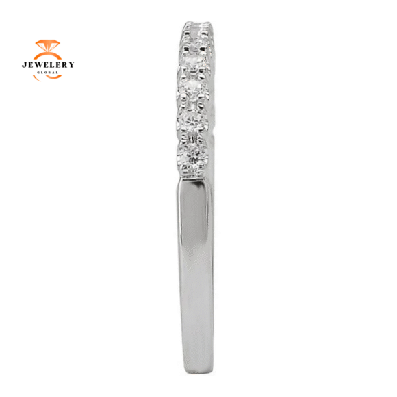 14KT White Gold 1/4 CTW Diamond 12 Stone Wedding Band - Image 2
