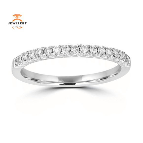 14KT WHITE GOLD 1/4 CTW ROUND DIAMOND FRENCH PAVE BAND