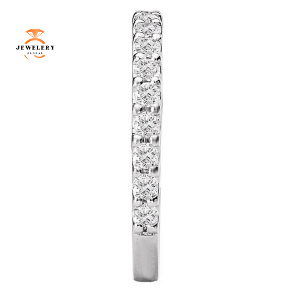 14KT WHITE GOLD 5/8 CTW DIAMOND 22 STONE BAND - Image 3